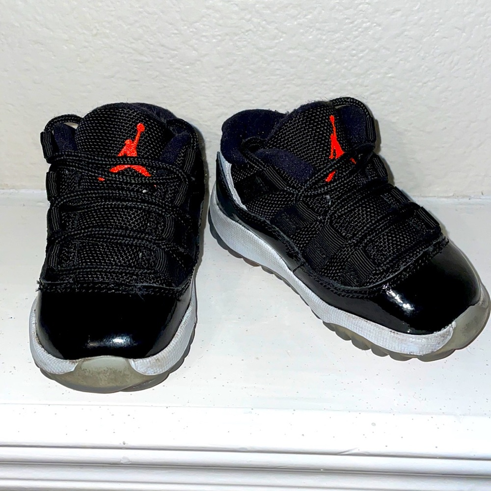 BABY JORDANS VGUC SIZE 5c